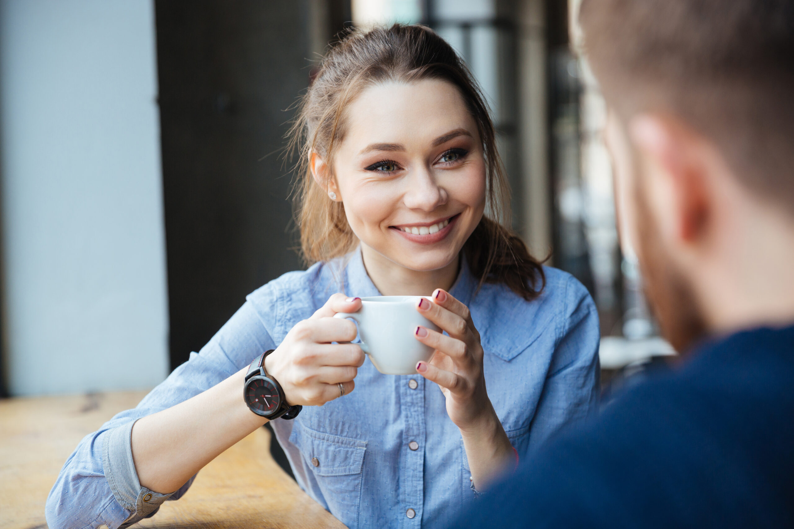 年下の女性から可愛いと言われたら脈あり？どう返すべき？