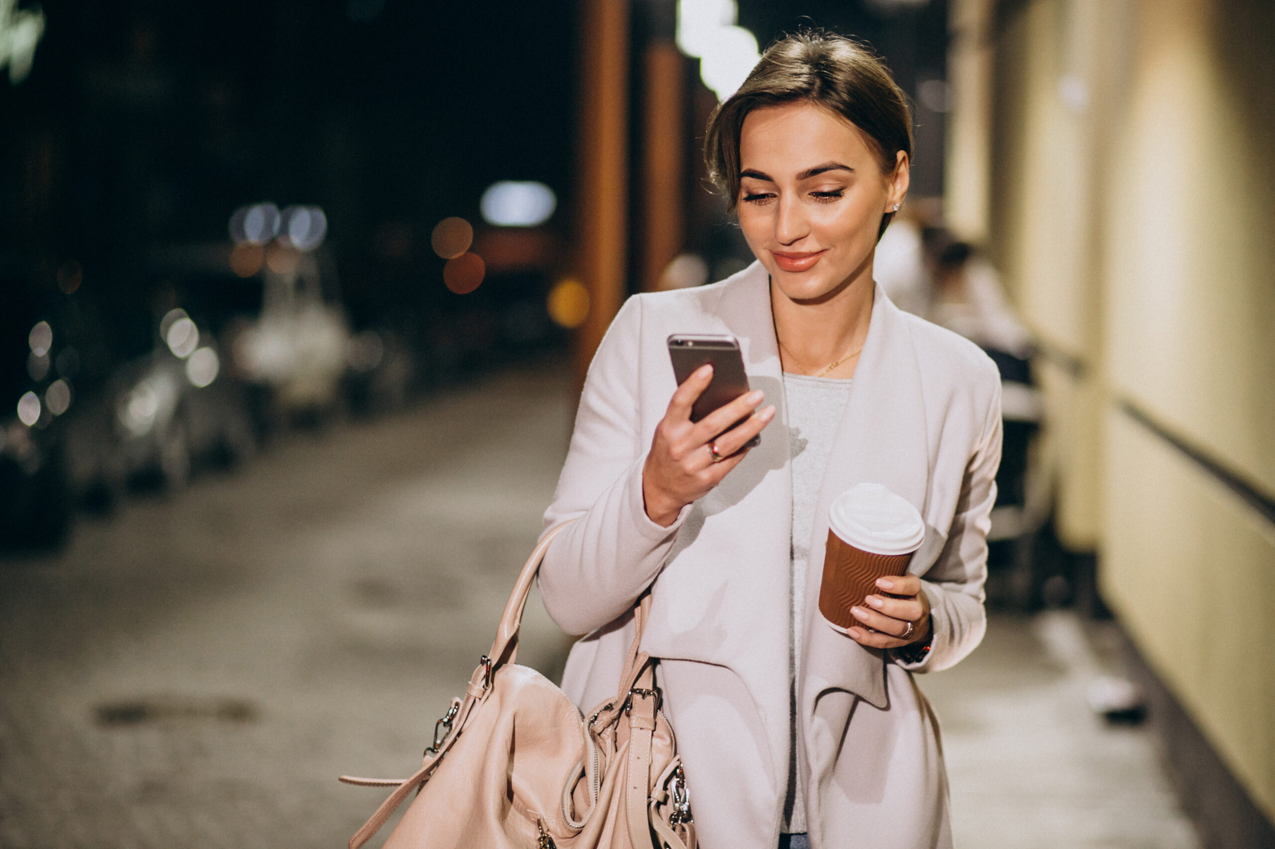 LINEの返信にムラがある女性！相手からLINEが来ないけど返信はある？