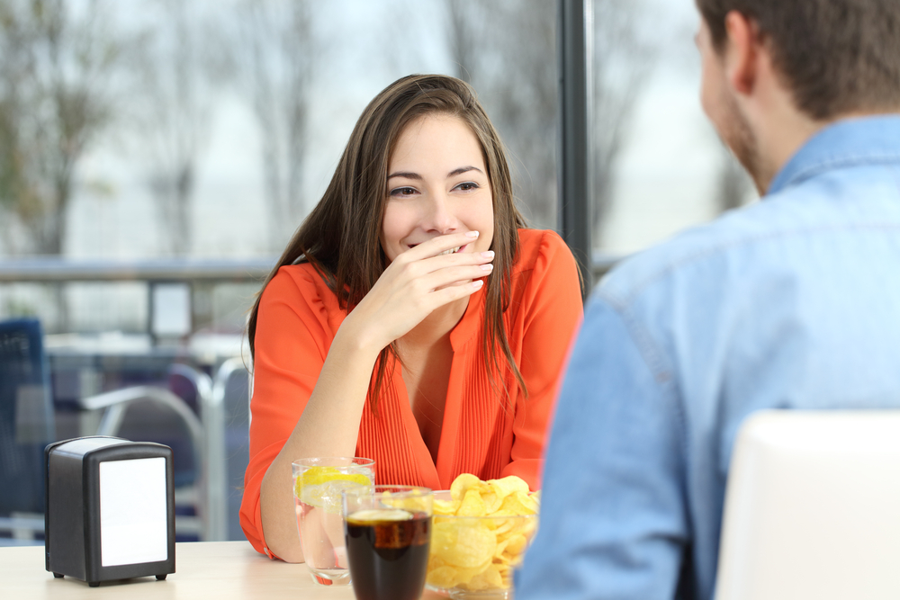 誘ったら来てくれる女性心理とは?2人で食事する女性が脈なしか見分ける方法! 誘ったら来てくれる女性心理とは?2人で食事する女性が脈なしか見分ける方法!