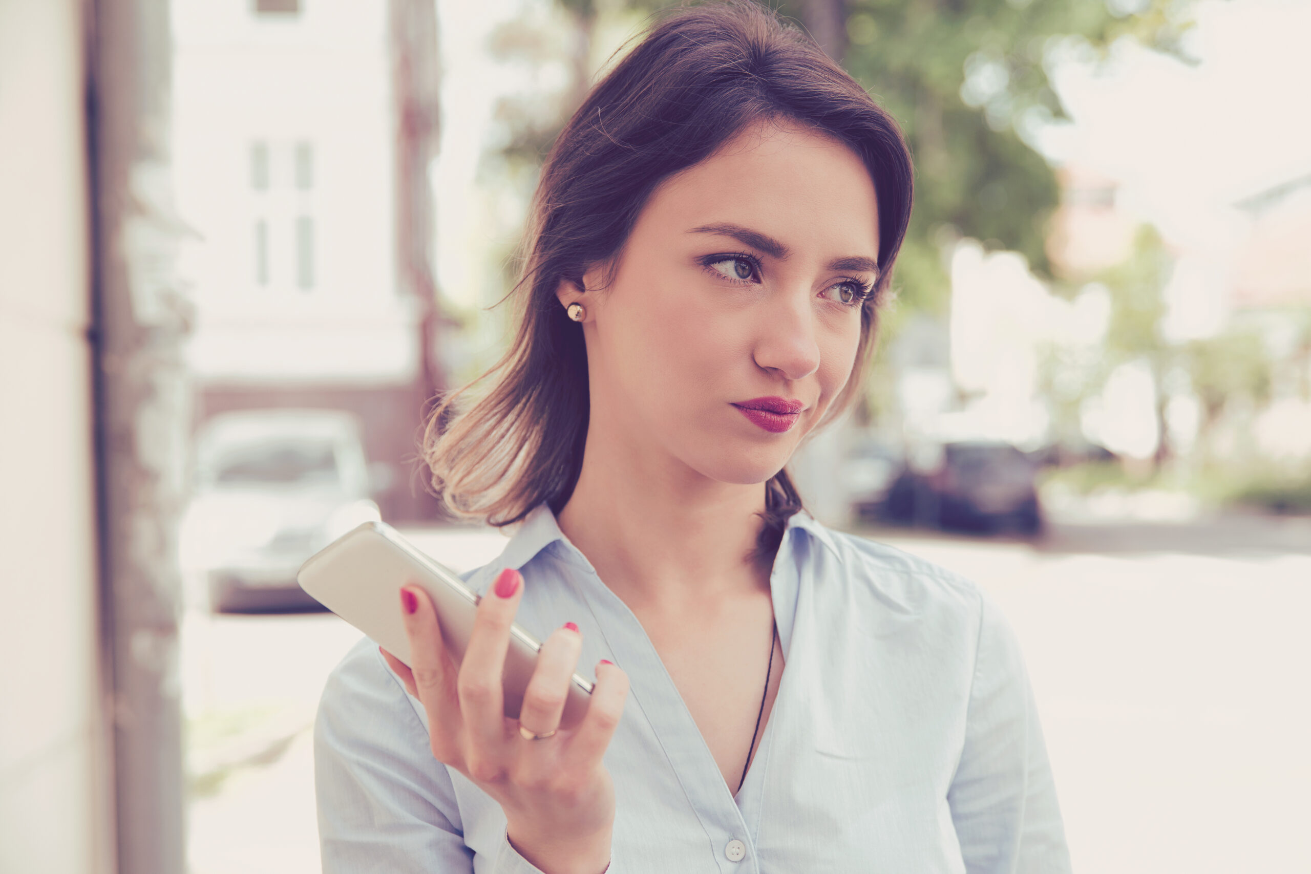 別れた彼女が敬語になった!急に元彼に敬語に使う元カノの心理とは? 別れた彼女が敬語になった!急に元彼に敬語に使う元カノの心理とは?